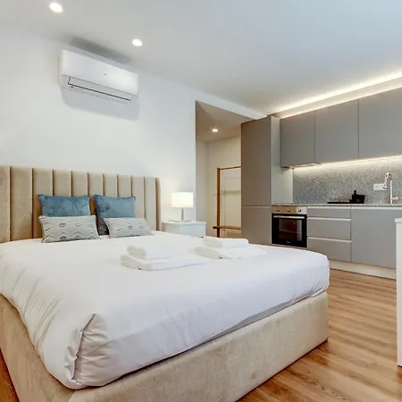 Blue Aparthotel *