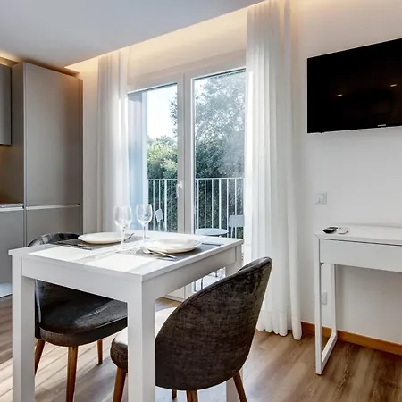 アパートホテル Blue