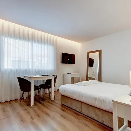 アパートホテル Blue