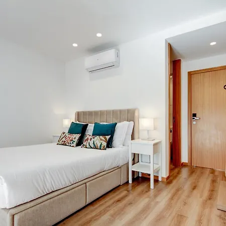 Aparthotel Blue *