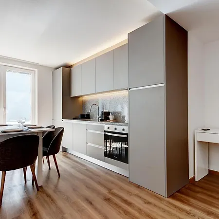 Blue アパートホテル ポルト