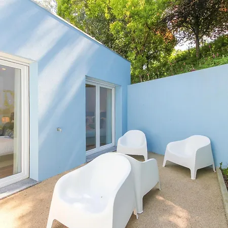 Aparthotel Blue *