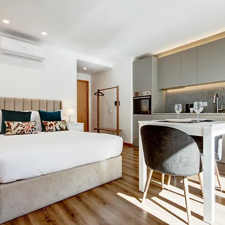 Blue Aparthotel *