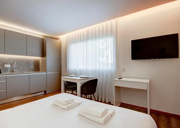 Blue Aparthotel Porto