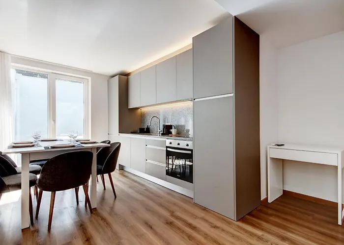 Blue Aparthotel Porto